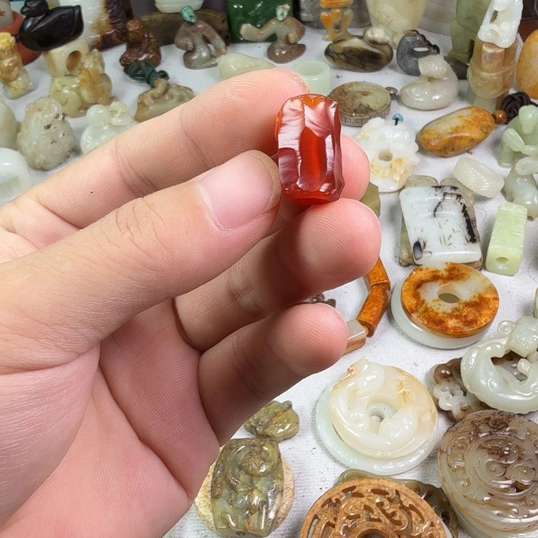 未镶嵌和田玉车挂
