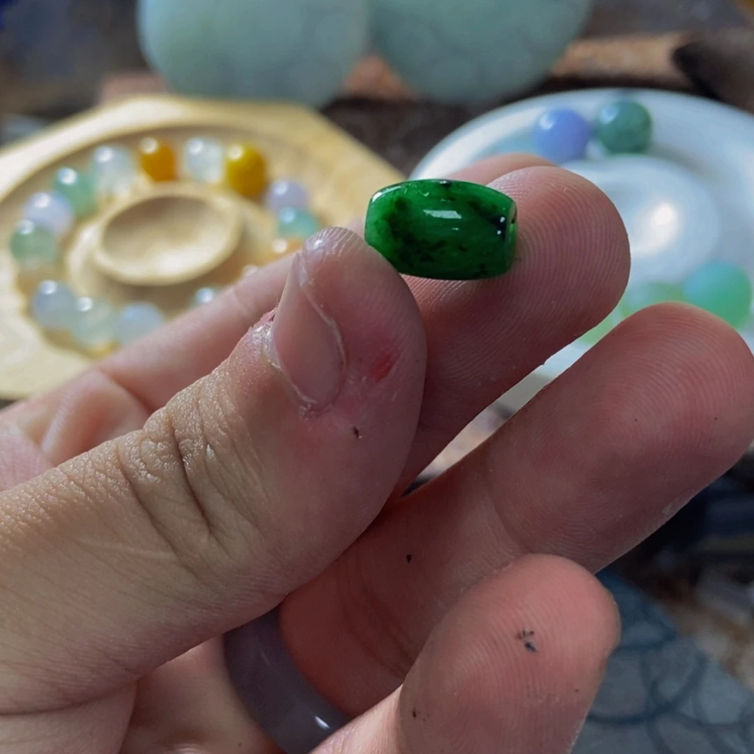 定制翡翠未镶嵌l****路料子