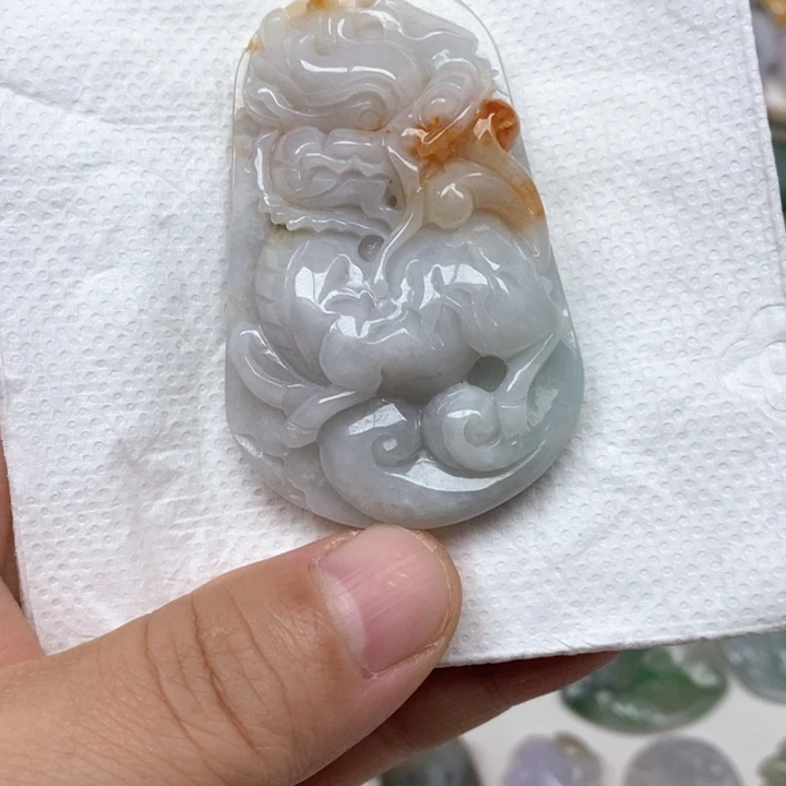 翡翠未镶嵌颈饰天然缅甸翡翠