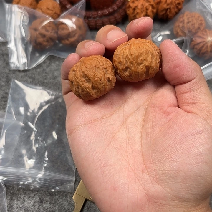 文玩核桃吊坠大南瓜