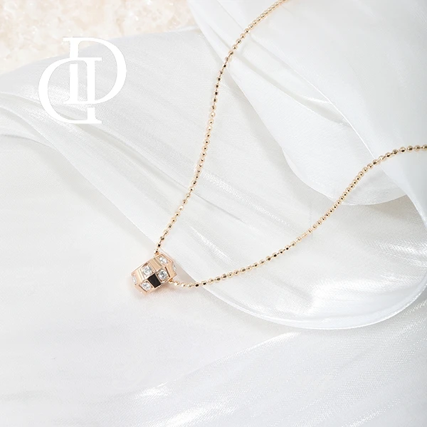 坠链均925银 梁雅帝新品【香槟金C圈棋盘】气质百搭时尚纯银项链