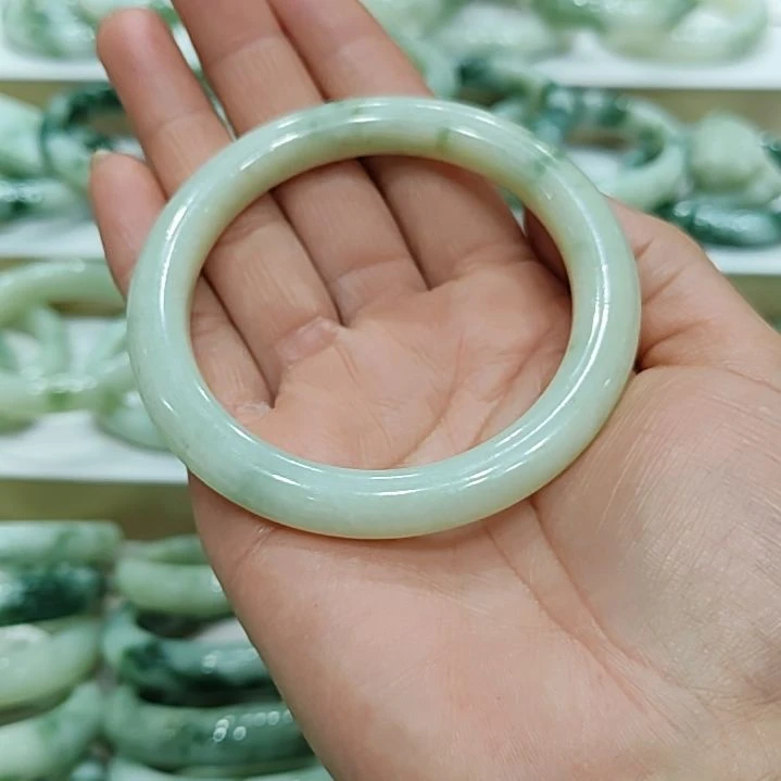 透闪石-蛇纹石玉手镯未镶嵌缘***空