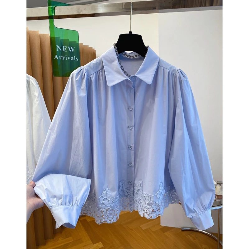 法式设计感蕾丝拼接蓝色衬衫女春2025新款宽松短款甜美灯笼袖上衣