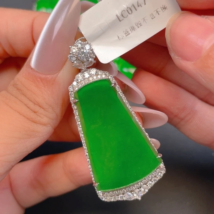 【闪购商品】翡翠银S925镶嵌颈饰翡翠