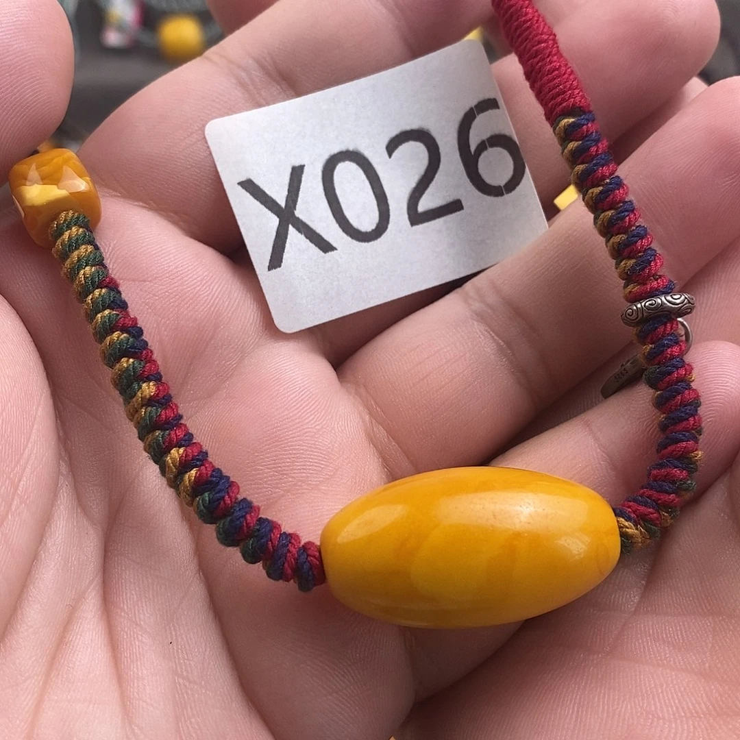 蜜蜡未镶嵌珠宝奇石