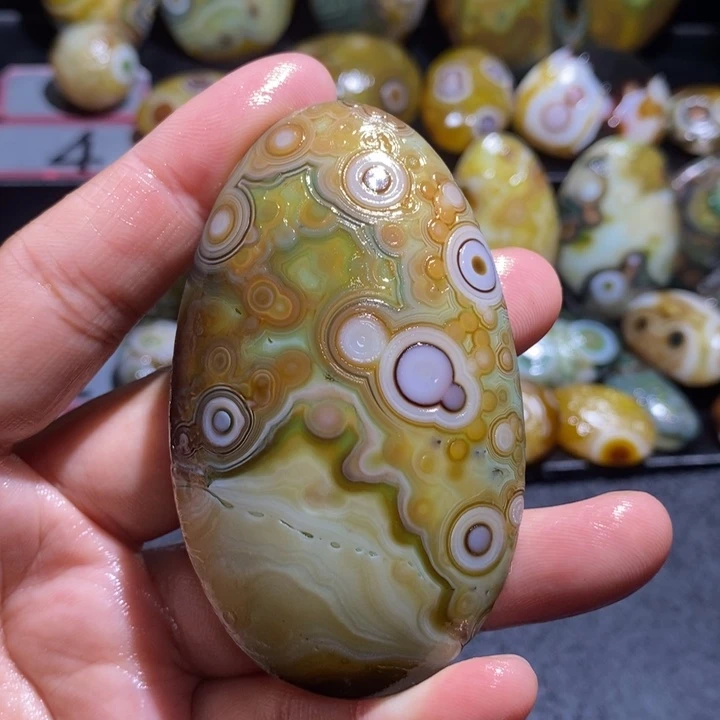 玛瑙/玉髓未镶嵌珠宝奇石184