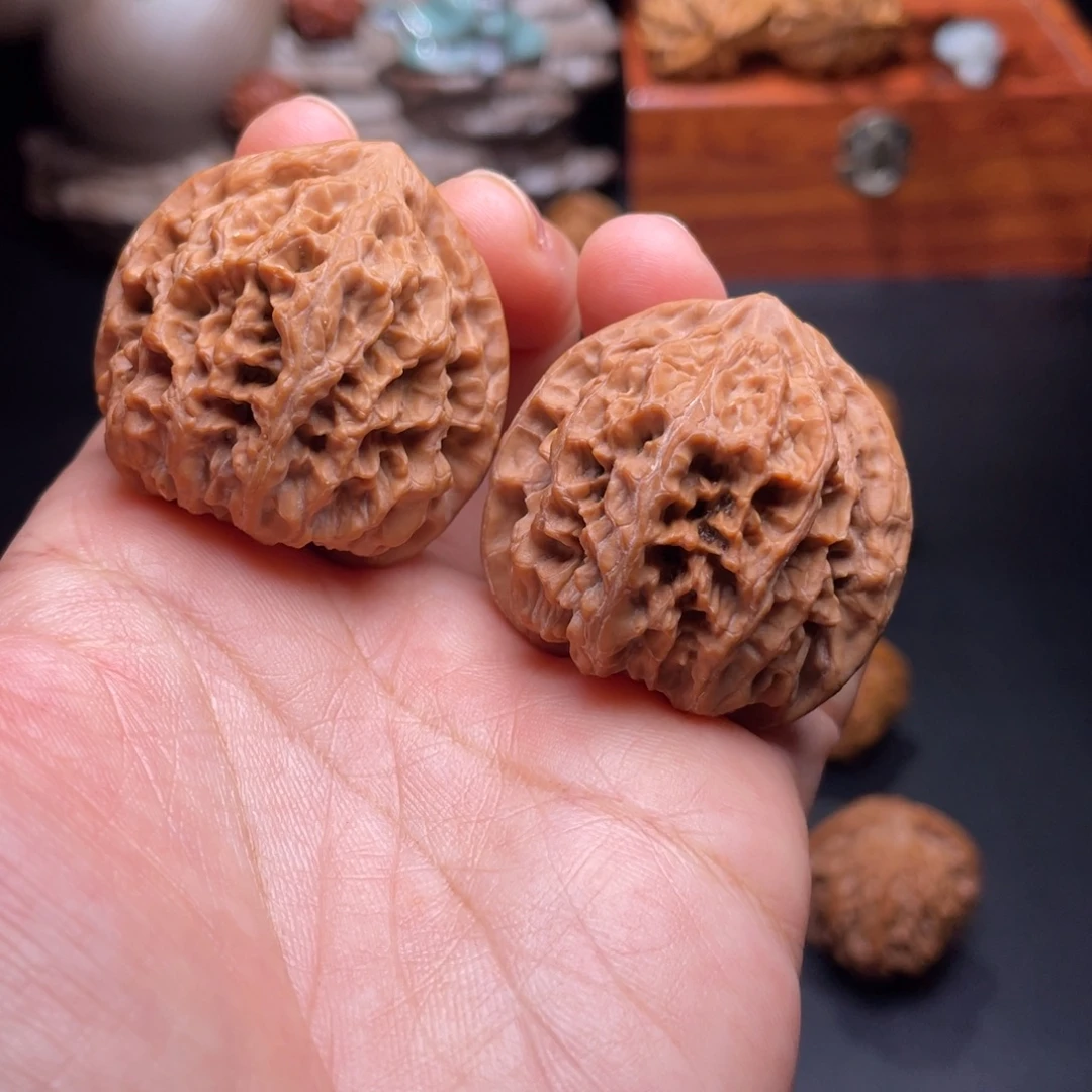 文玩核桃吊坠39尺全品野牛41.1克