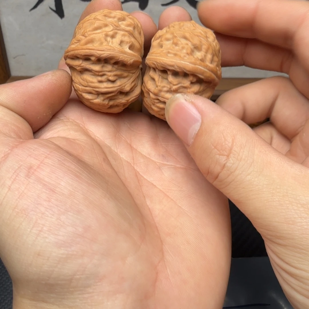 H***s文玩核桃吊坠44磨盘160