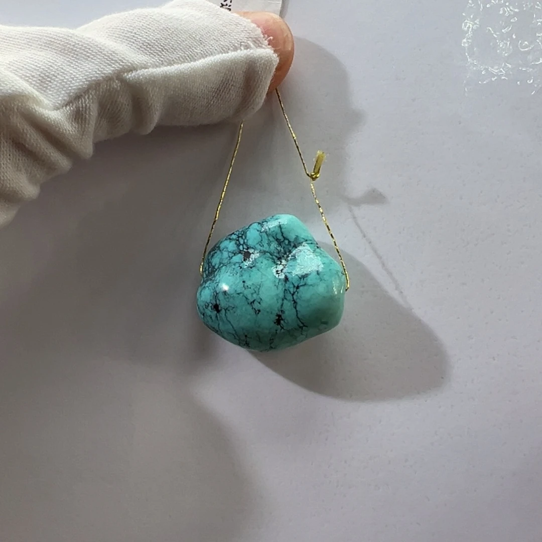 绿松石未镶嵌挂件
