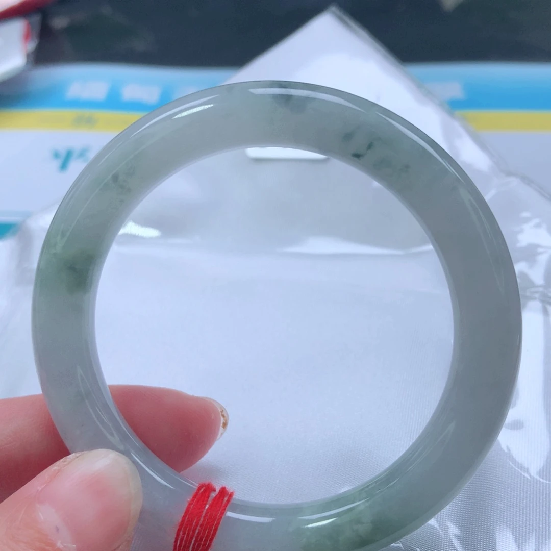 翡翠手镯未镶嵌0424号