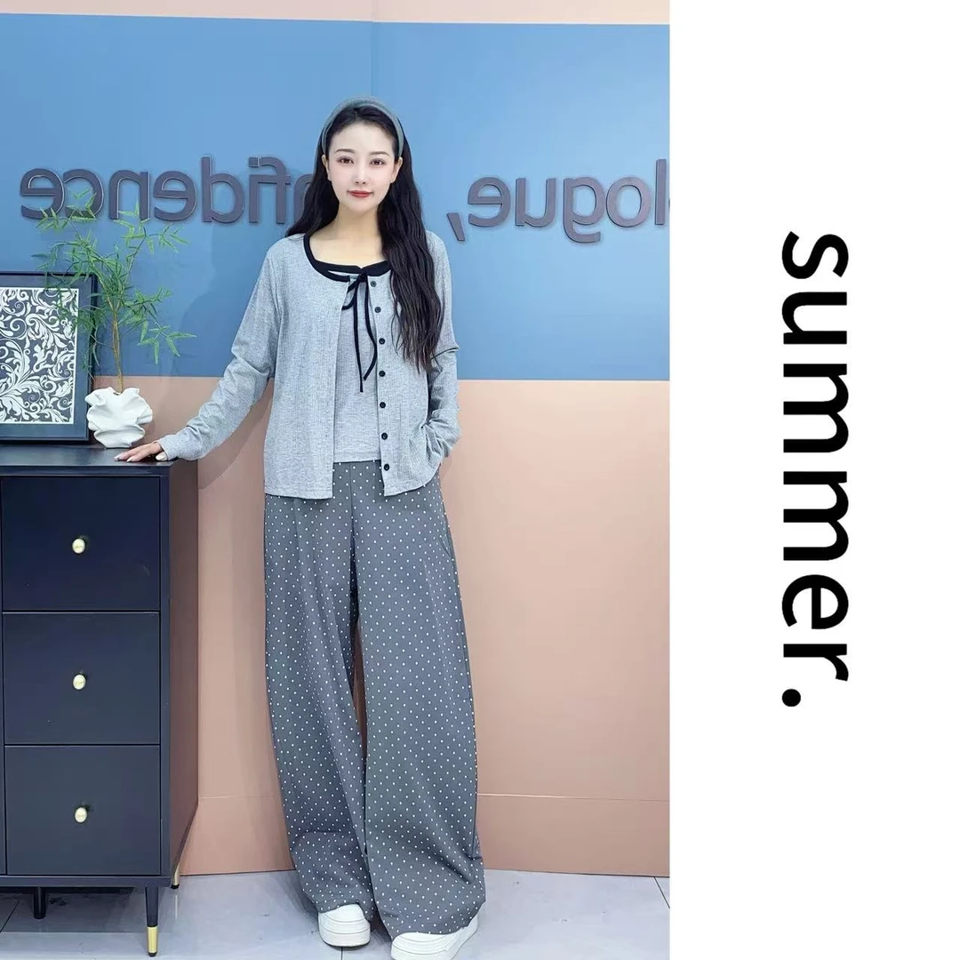 椿山汇   韩系温柔风气质显瘦百搭时尚上衣三件套9876