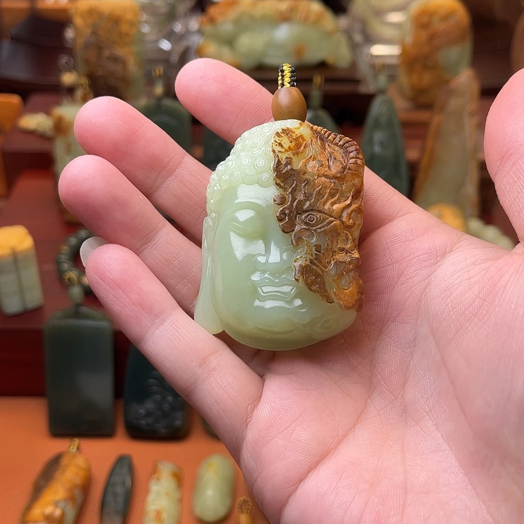 岫岩河磨玉（透闪石质玉）未镶嵌颈饰?*来