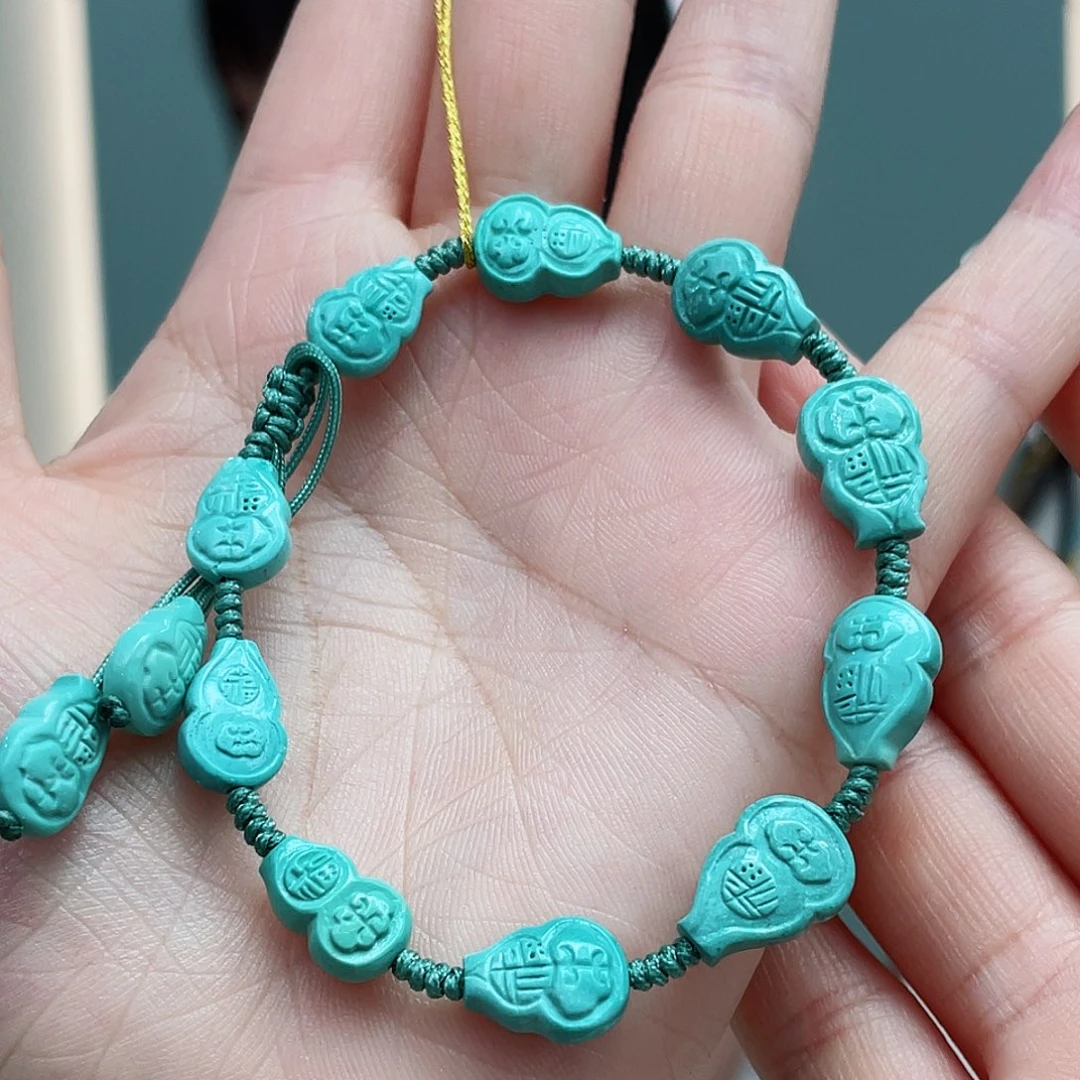 绿松石未镶嵌颈饰