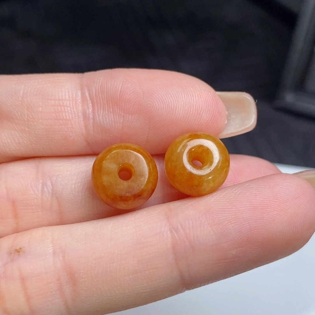 翡翠未镶嵌耳饰黄翡小扣子