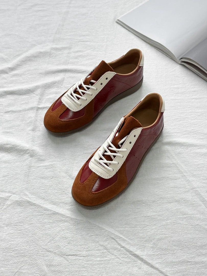 新款高定【春款花火】复古百搭舒适平底时尚休闲德训鞋2025红色