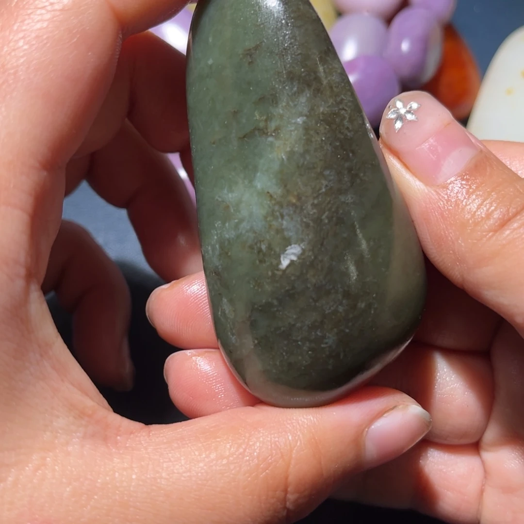 和田玉未镶嵌珠宝奇石