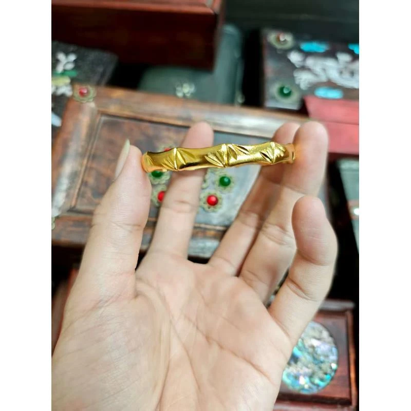 1个现代工艺品摆件JS111现代复古摆件111