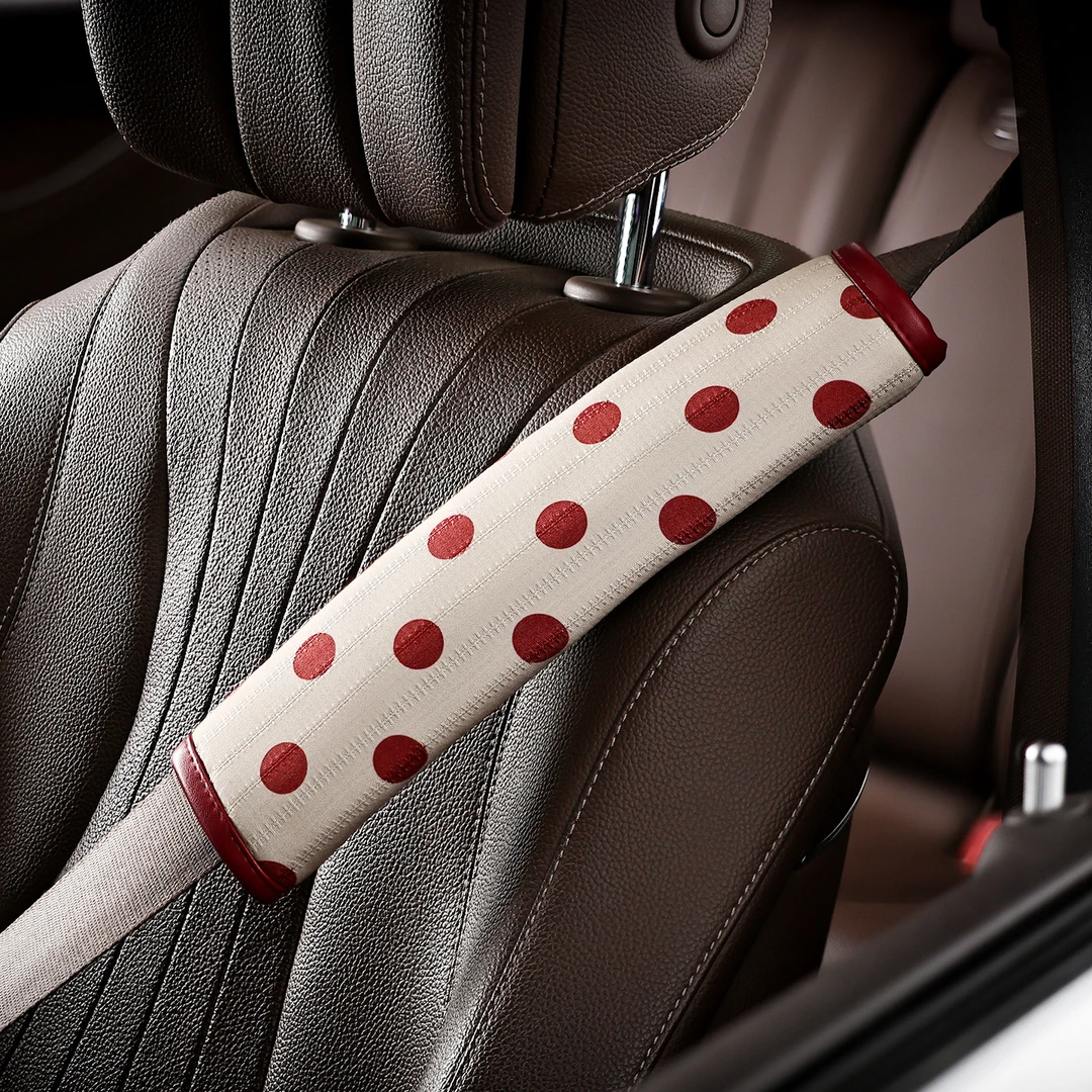 波尔卡舞曲汽车护肩套车用安全带保护套车载防勒脖保险带车内饰品