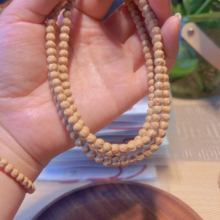 牧***洲柏香籽/百香籽吊坠