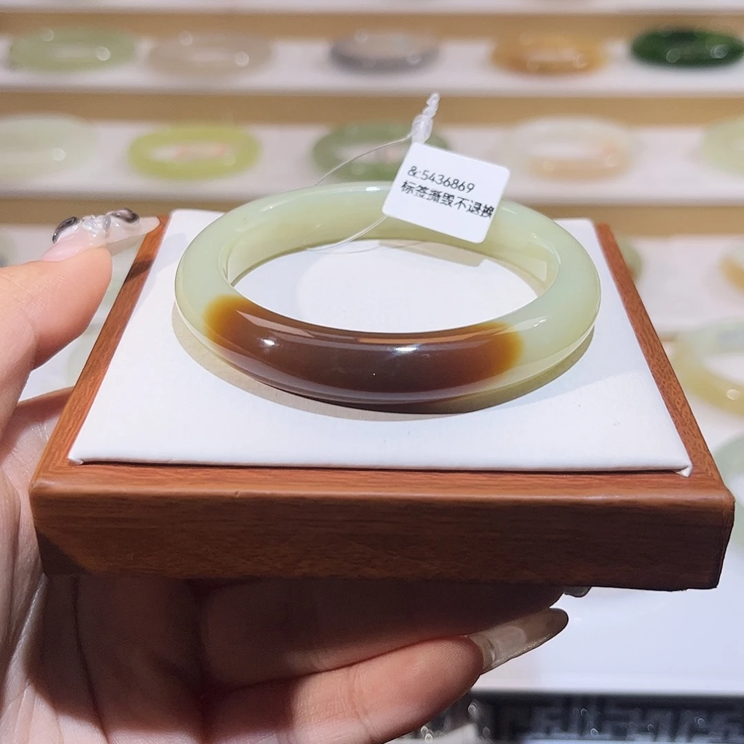 和田玉未镶嵌手镯黄口糖