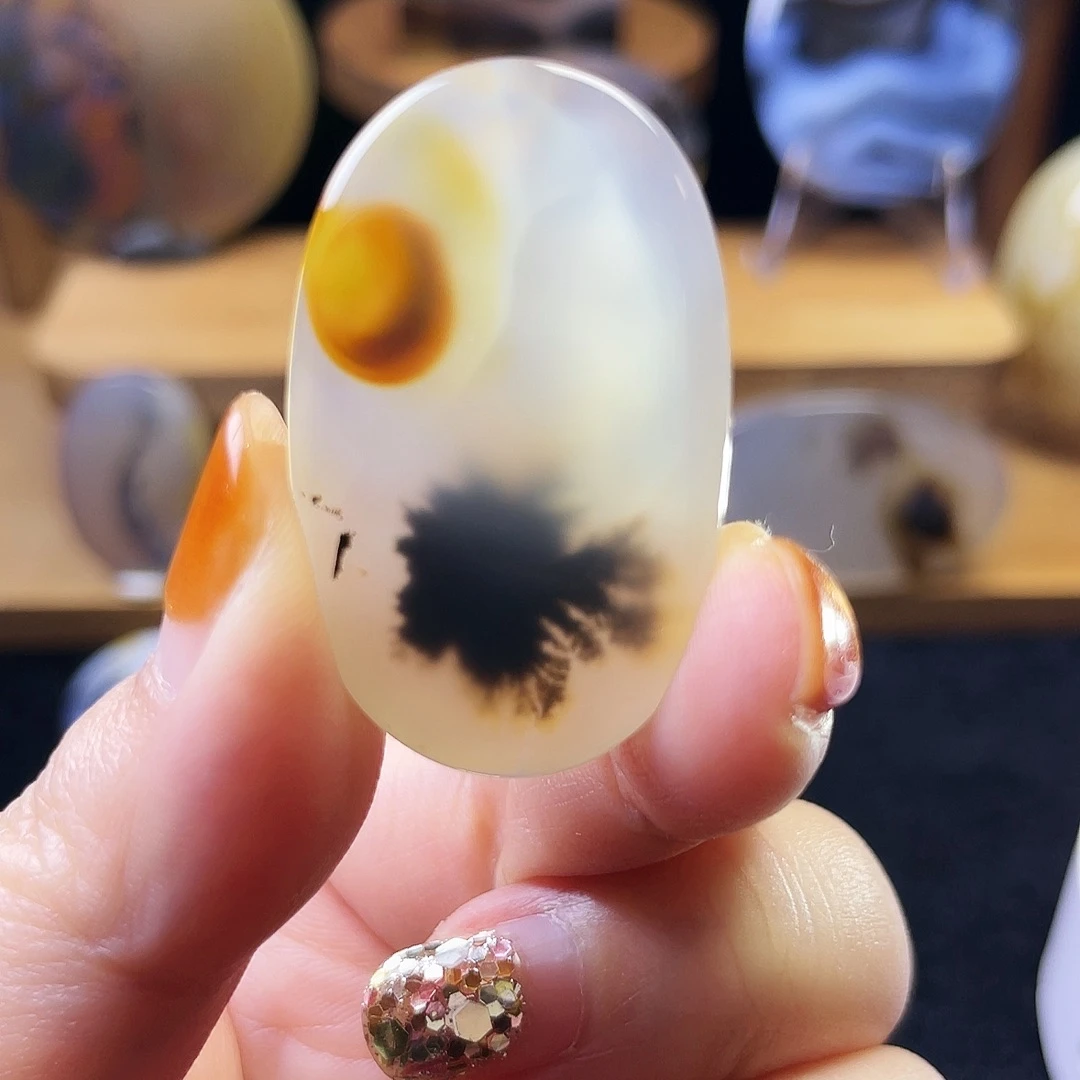 玛瑙/玉髓未镶嵌吊坠