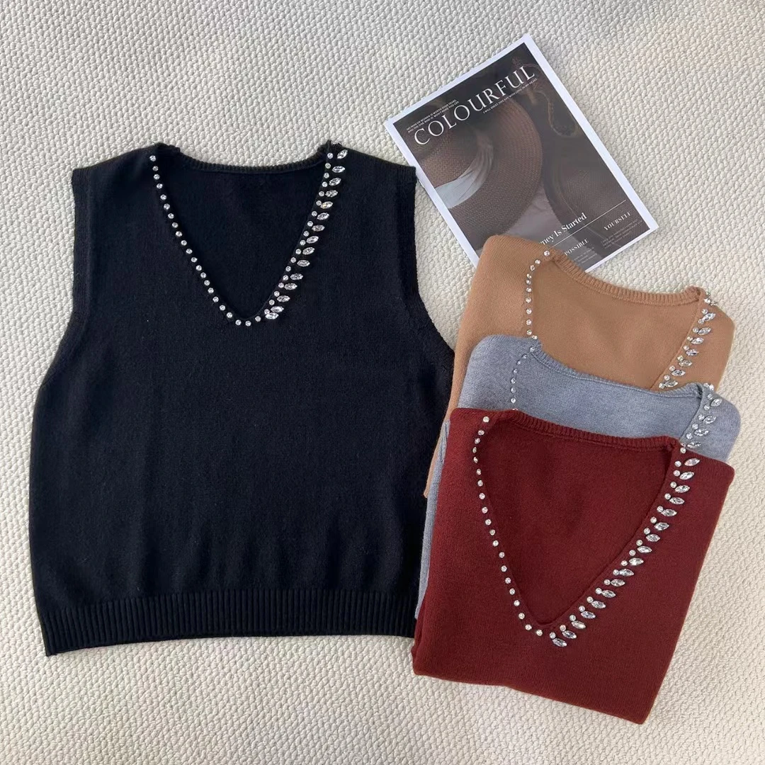 QC 242215重工镶钻V领毛衣马甲高级感时尚上衣