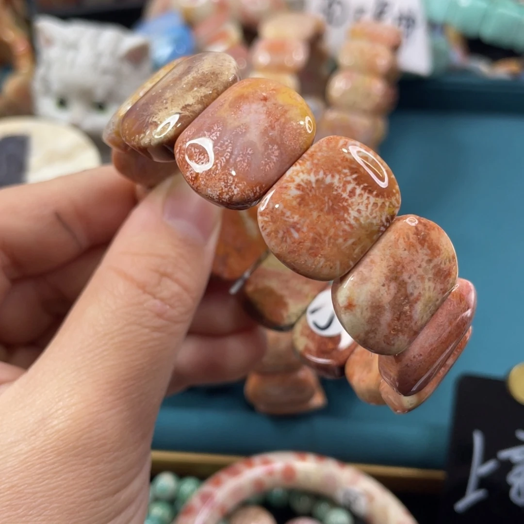 未镶嵌手镯硅化玉