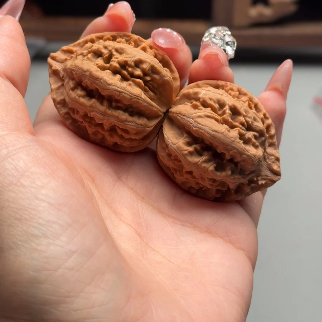 文玩核桃把件关东木子楸百核122