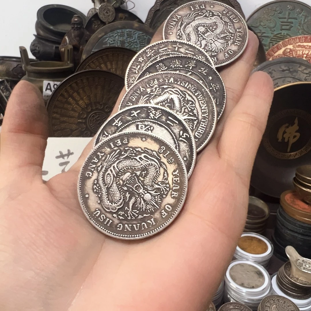金属复古风格摆件