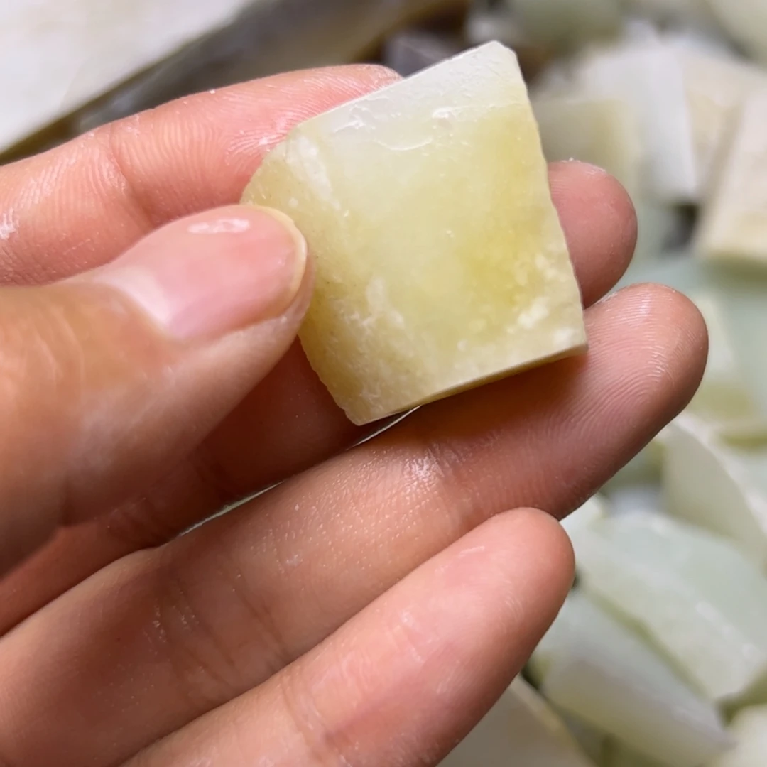 和田玉未镶嵌吊坠(不含链)