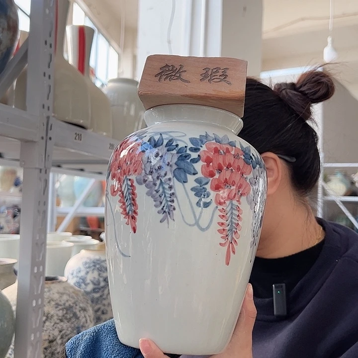 景德镇陶瓷花瓶工厂