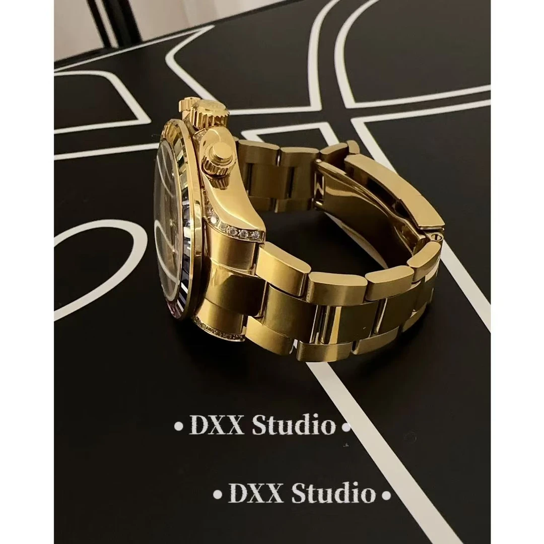 小众设计金色手表47783