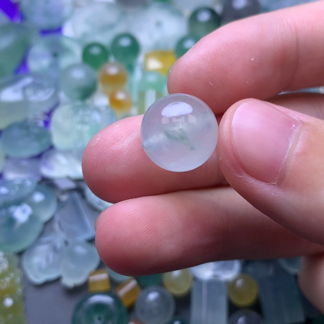 定制翡翠未镶嵌珠子