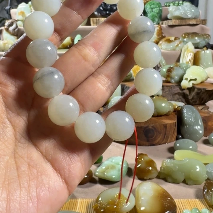 和田玉（糖玉）未镶嵌颈饰