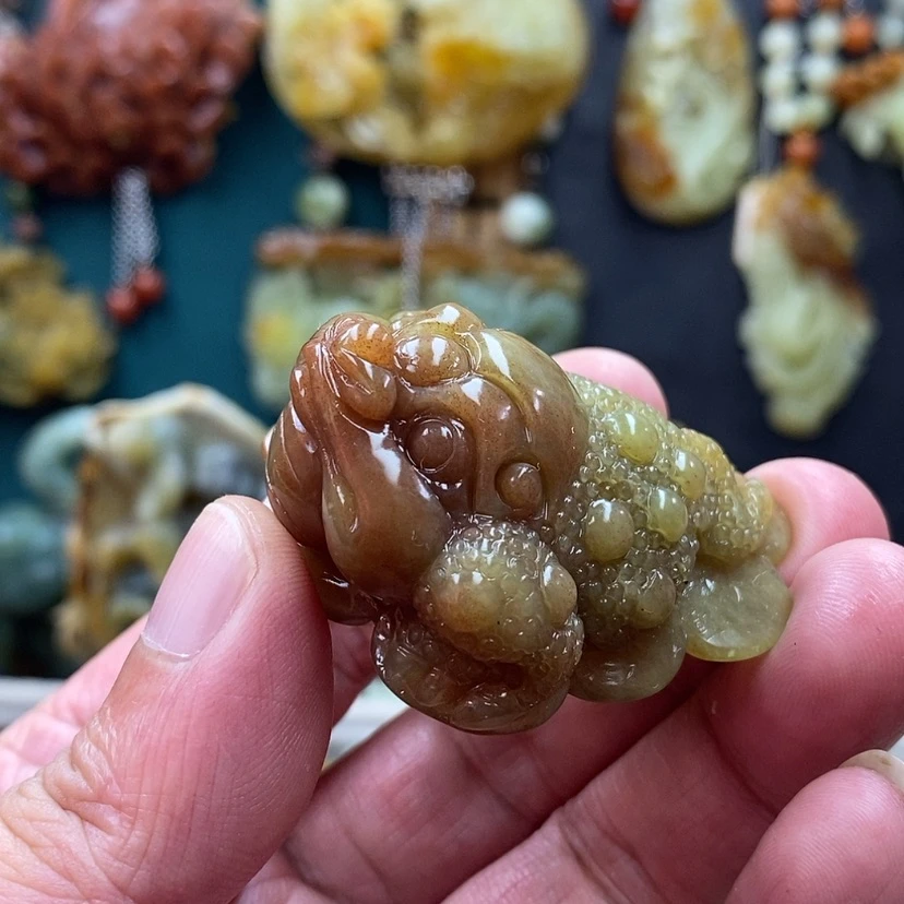 【闪购商品】蛇纹石玉把件未镶嵌