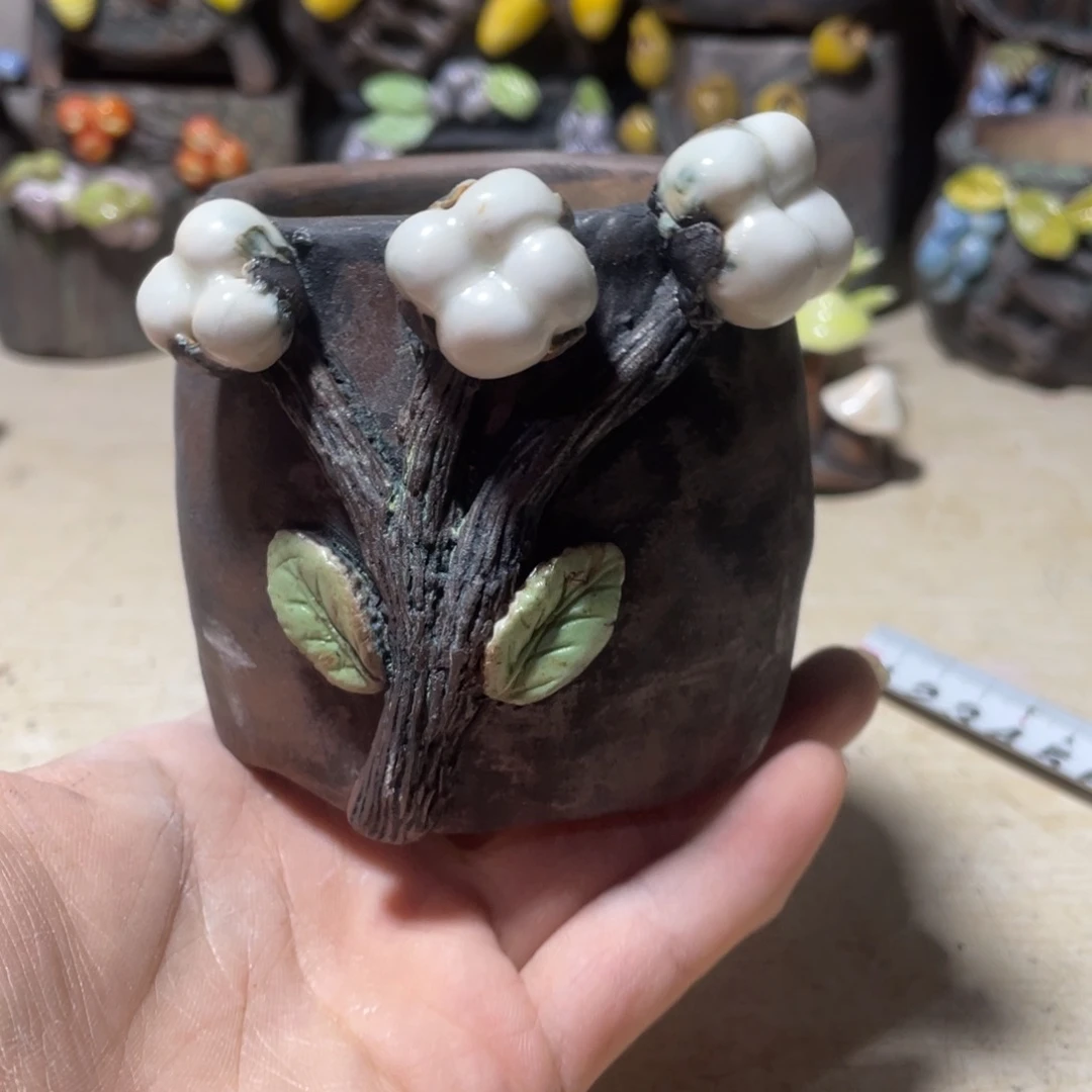 微瑕也微瑕啦打脸的样子