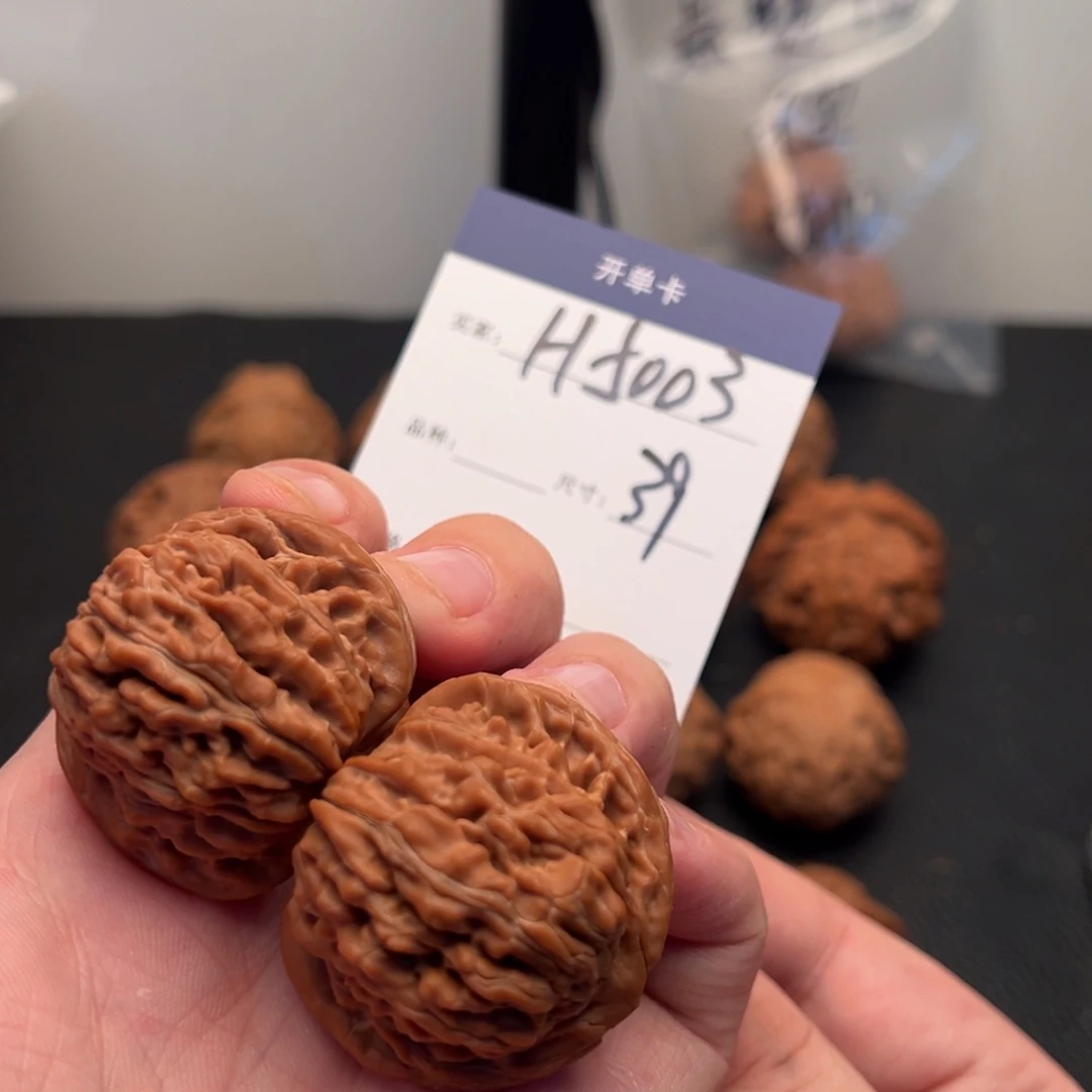 文玩核桃把件天**违山西老树一代汉高楼5003