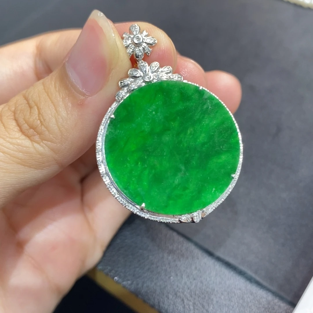 翡翠18K金镶嵌吊坠(不含链)