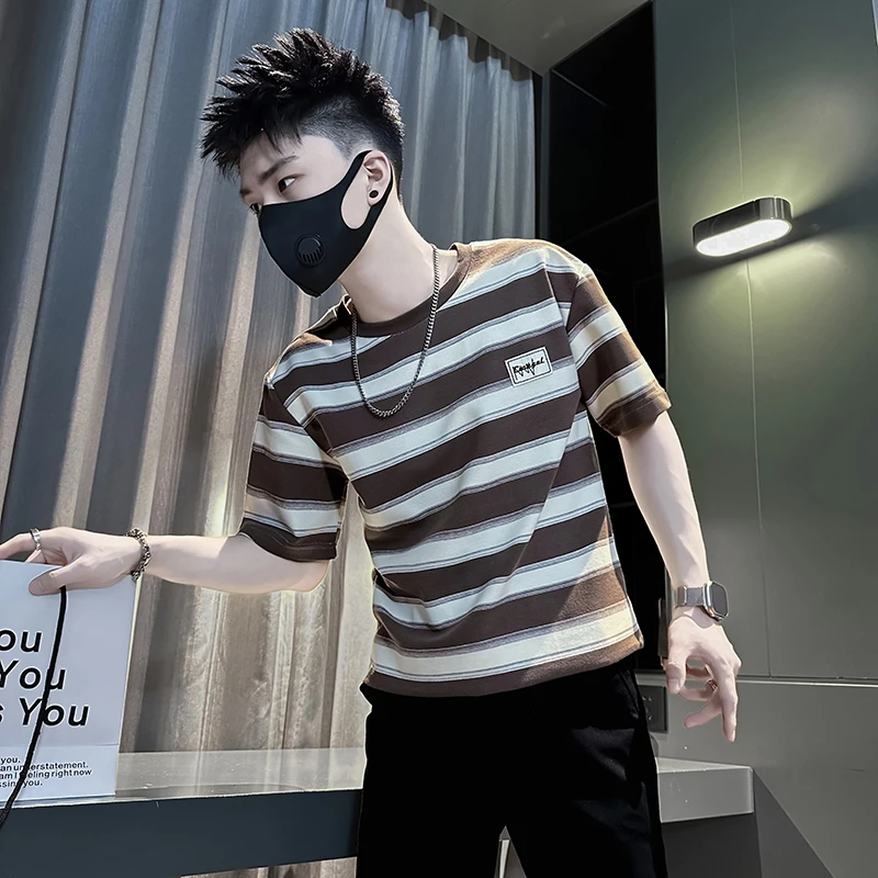 条纹短袖t恤男士夏季2025新款高级感潮牌男装字母贴标半袖上衣服