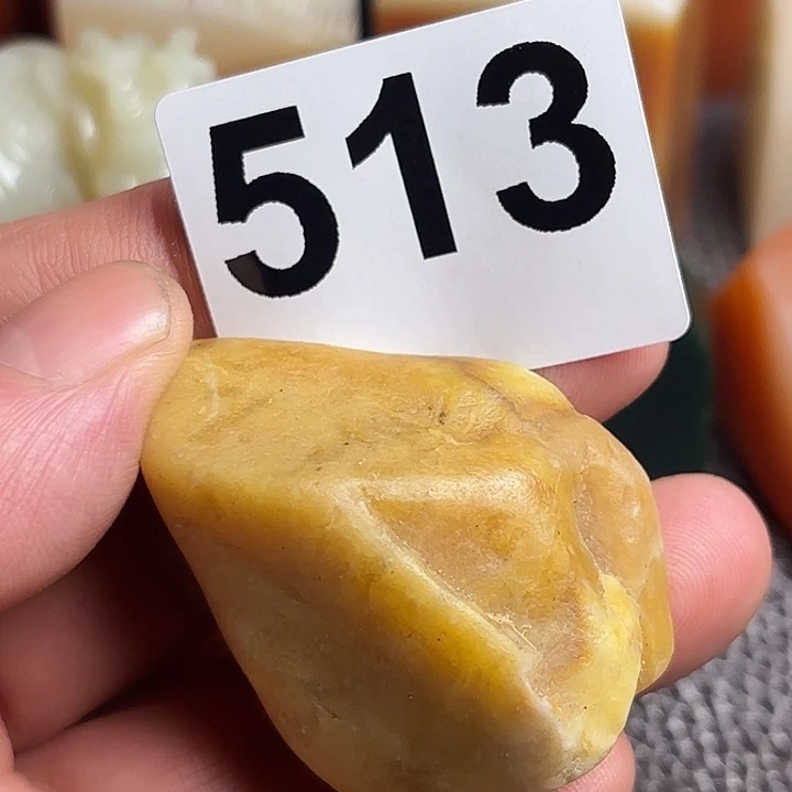 衆***動老挝石精美老挝田黄