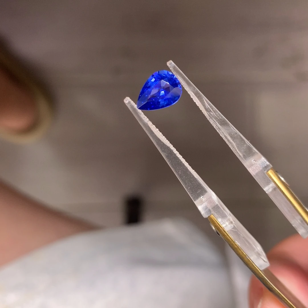 彩色蓝宝石裸石1.26ct裸石