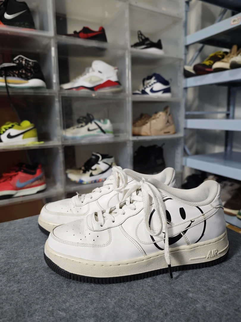 A38.5码Nike Air Force 1  低帮 板鞋 雪白