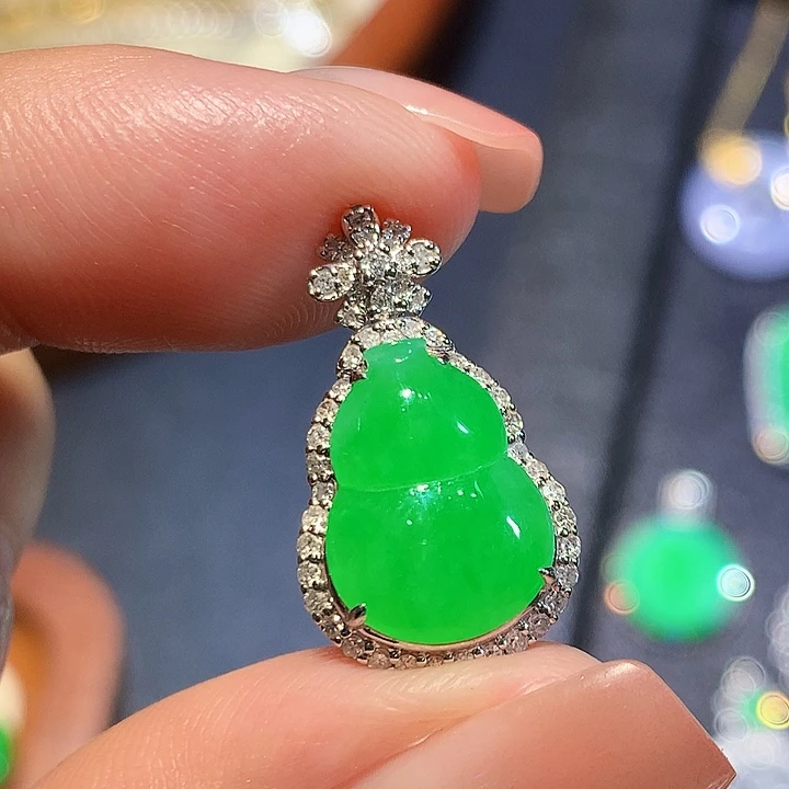 翡翠18K金镶嵌吊坠(不含链)