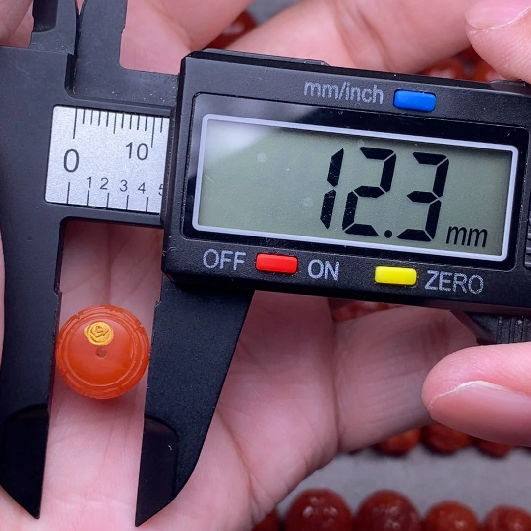 南红玛瑙配饰未镶嵌微瑕