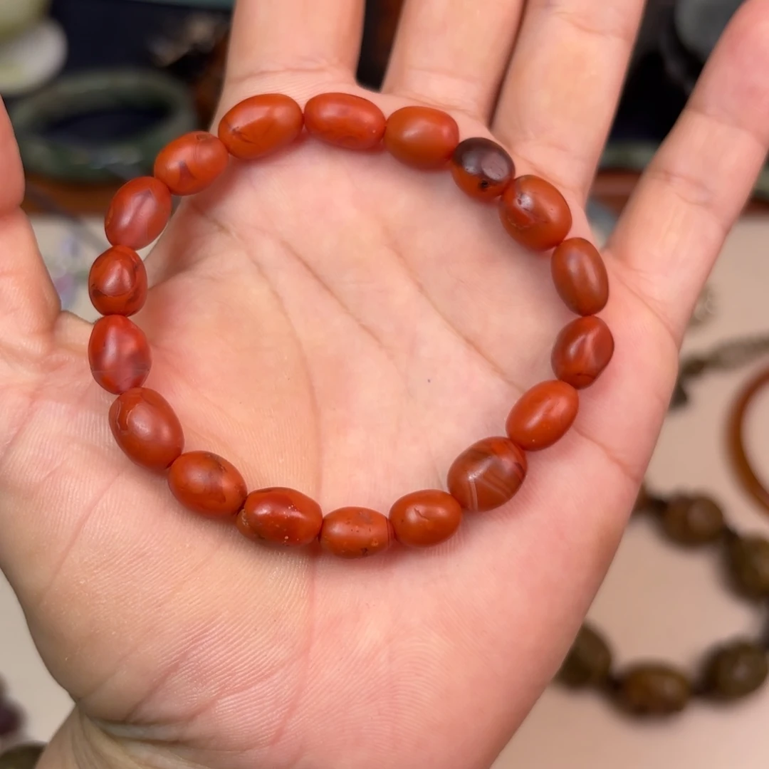 兜****手链未镶嵌南红玛瑙