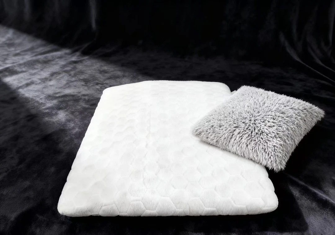 加厚保暖羊羔毛床垫舒适睡眠亲肤榻榻米床垫