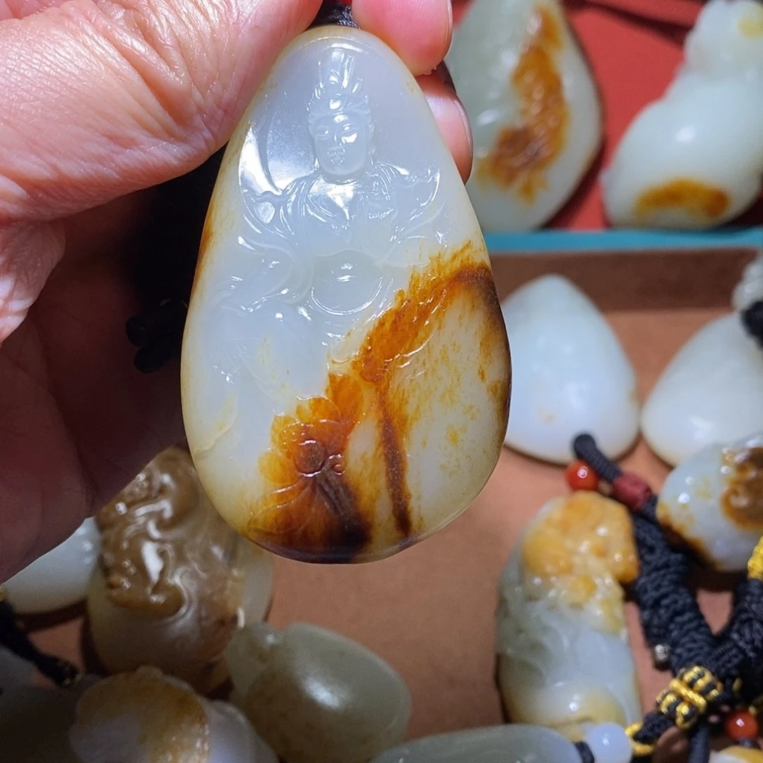 未镶嵌和田玉挂件?*