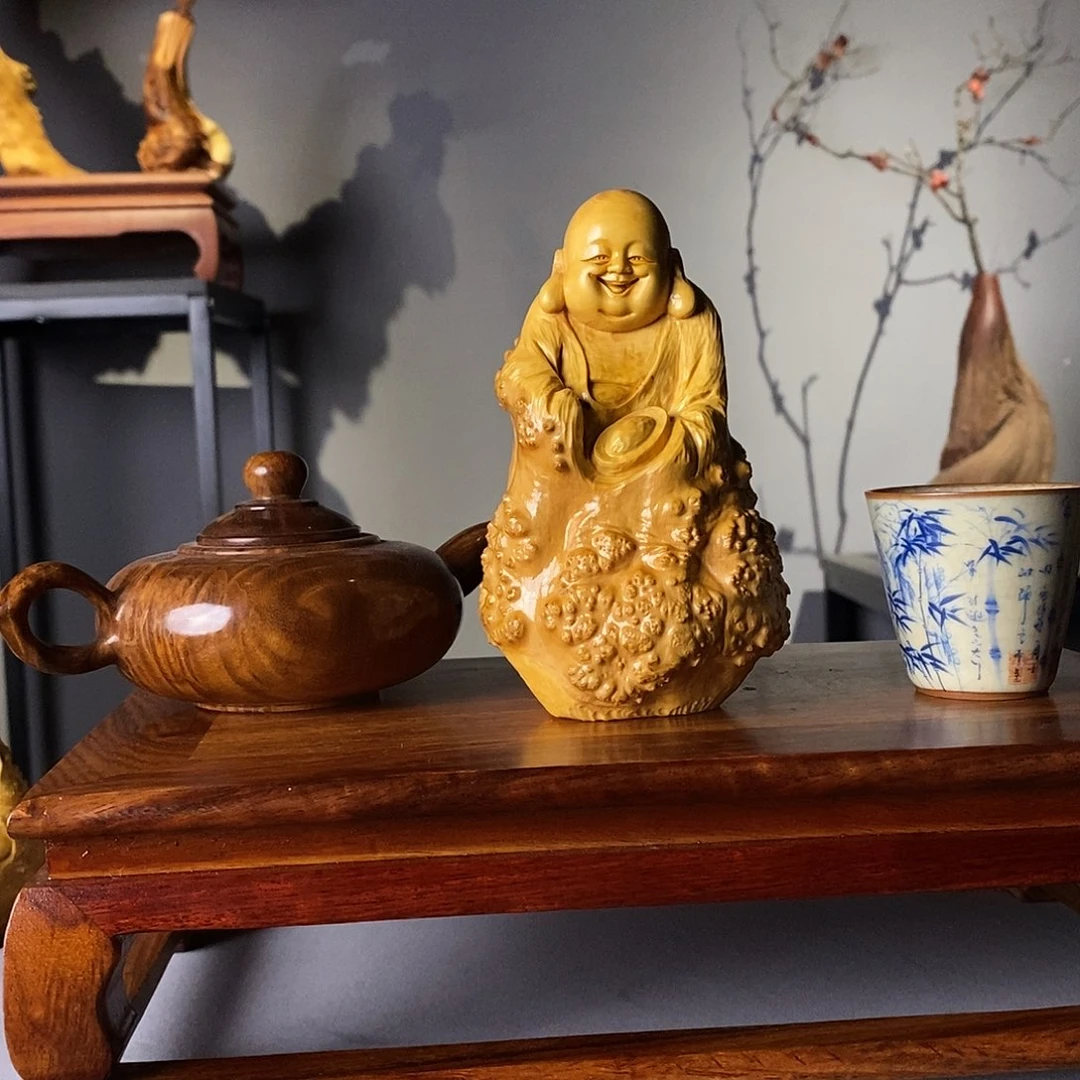 高山小叶黄杨榴包料根雕作品