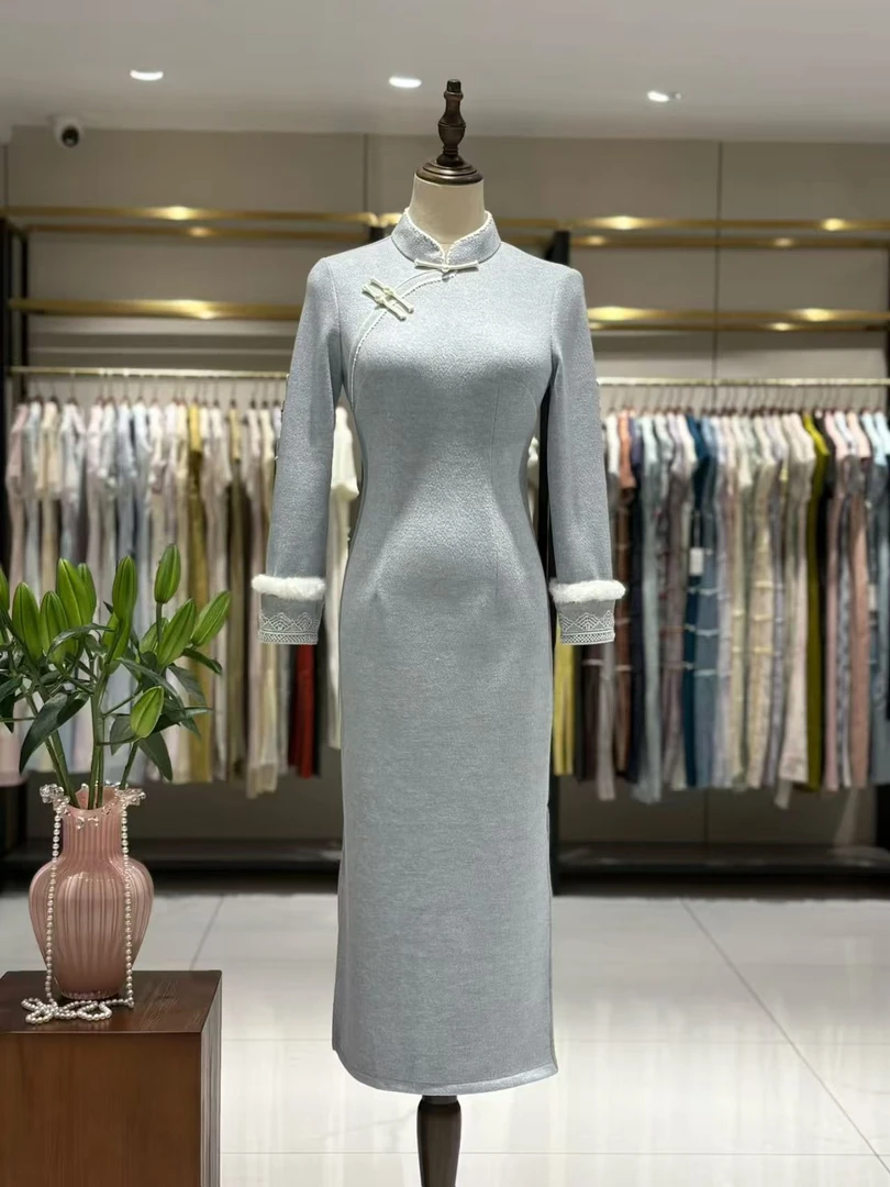 【南南】2025冬季新款旗袍加绒冬款秋冬羊绒糯米条薄绒新中式日常款