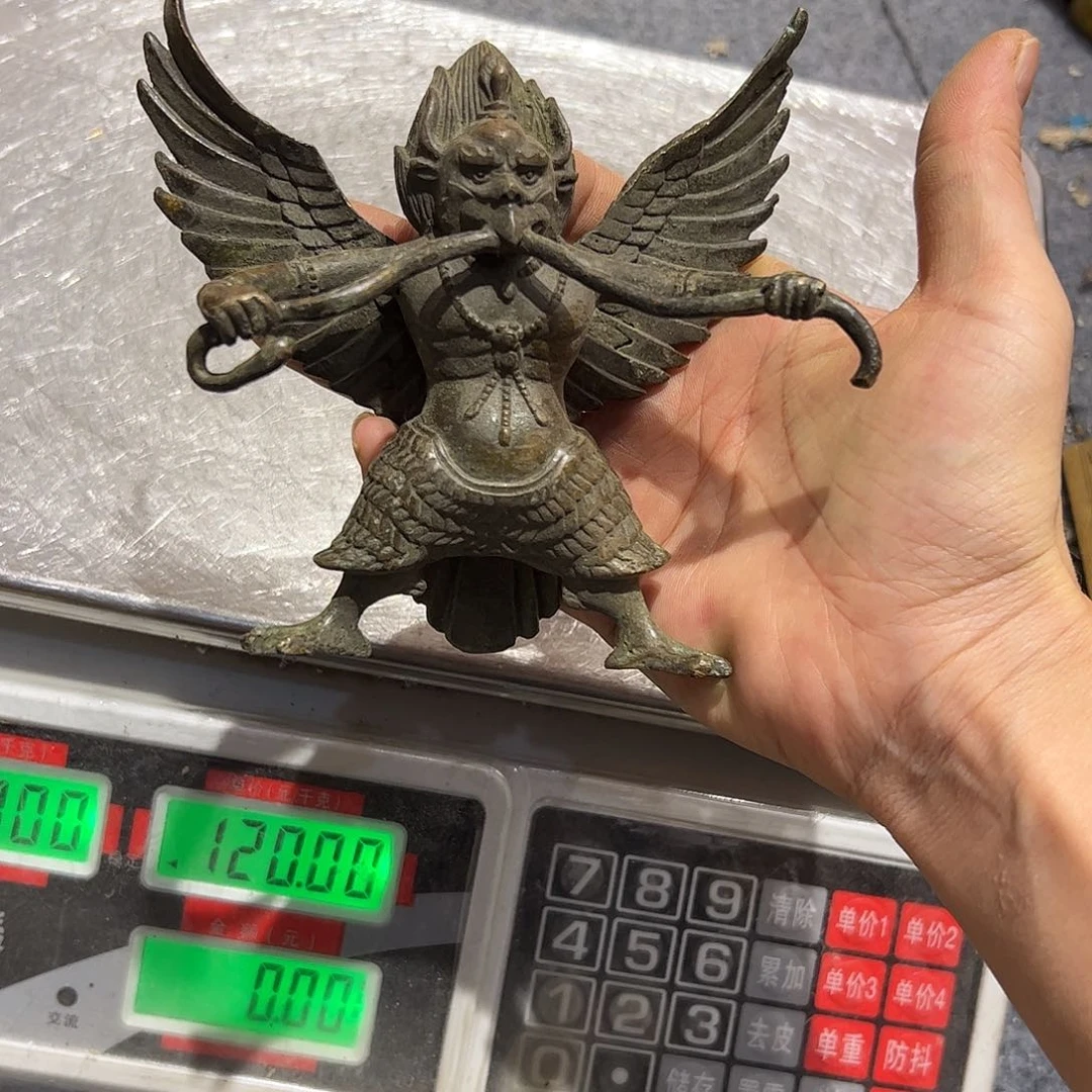 王****喆微瑕疵黄铜摆件工艺品